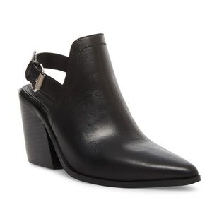 NWOT Steven by Steve Madden Gant Bootie